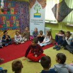 Dzieci podczas warsztatów