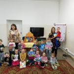 Dzieci biorące udział w zajęciach