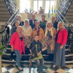 Grupa ,,Eko-wyploty", Dorota Jarosz-Franczak- opiekun grupy, Magdalena Krupa -dyrektor GBP w Wiązowie, Rafał Rippel - wicedyrektor RZPWE Grupa ,,Eko-wyploty", Dorota Jarosz-Franczak- opiekun grupy, Magdalena Krupa -dyrektor GBP w Wiązowie, Rafał Rippel - wicedyrektor RZPWE