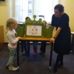 Justyna Jurasz prowadząca spotkanie Justyna Jurasz prowadząca spotkanie