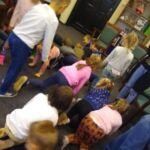 Justyna Jurasz podczas prowadzenia spotkania. Justyna Jurasz podczas prowadzenia spotkania.